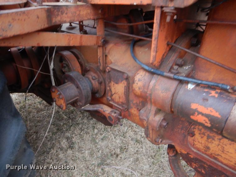 image for item GE9536 1948 Case LA tractor