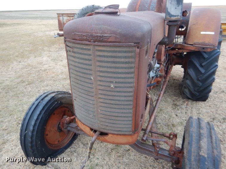 image for item GE9536 1948 Case LA tractor