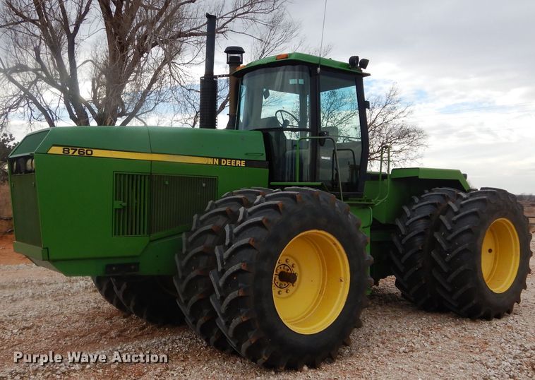 image for item GF9846 1990 John Deere 8760 4WD tractor