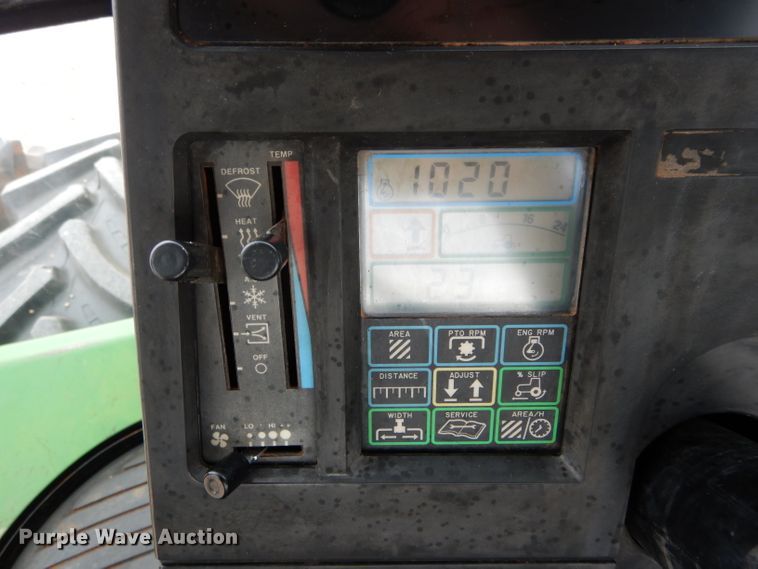 image for item GF9846 1990 John Deere 8760 4WD tractor