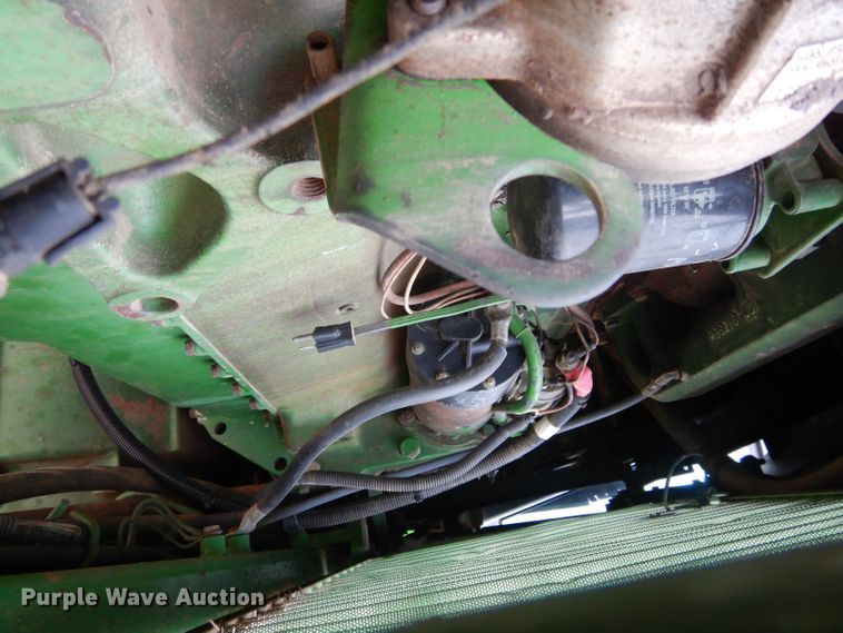 image for item GF9846 1990 John Deere 8760 4WD tractor