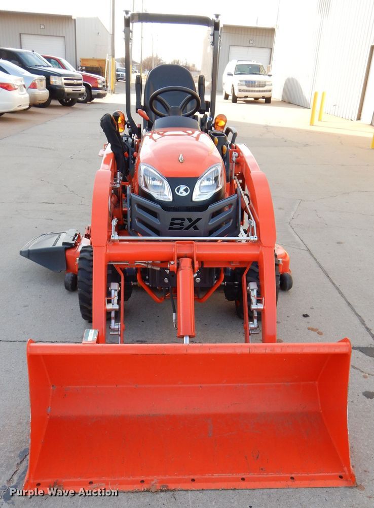 image for item GF9924 2018 Kubota BX2380 tractor