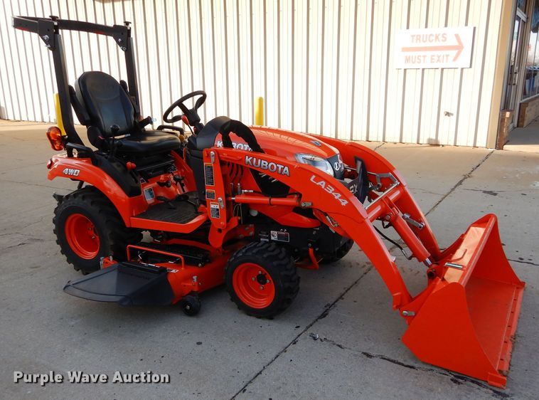 image for item GF9924 2018 Kubota BX2380 tractor