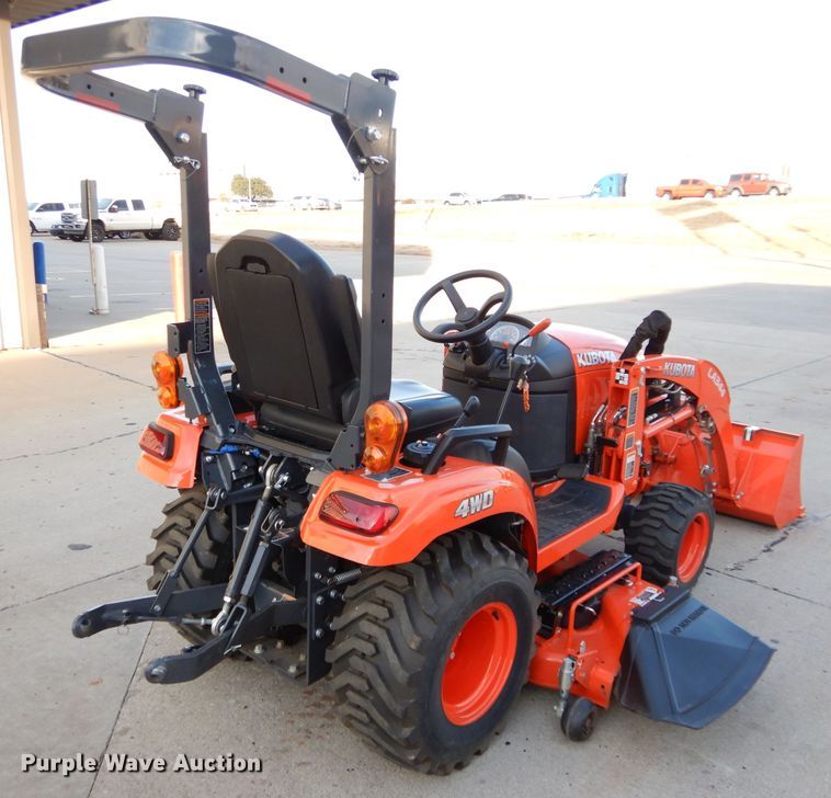 image for item GF9924 2018 Kubota BX2380 tractor