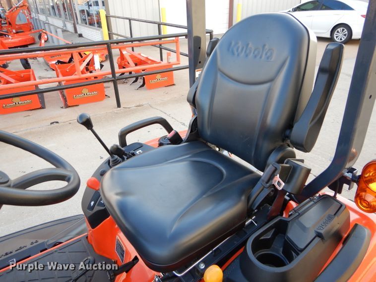 image for item GF9924 2018 Kubota BX2380 tractor