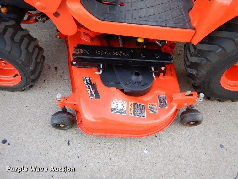 image for item GF9924 2018 Kubota BX2380 tractor