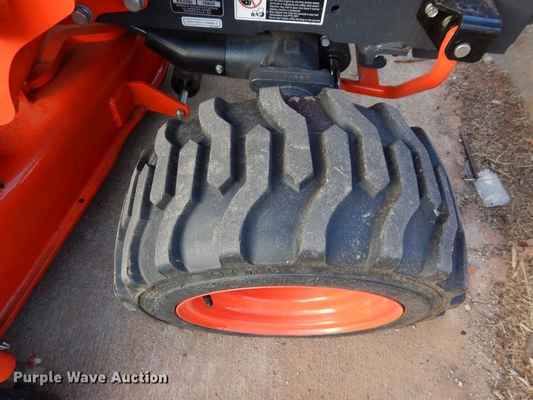 image for item GF9924 2018 Kubota BX2380 tractor
