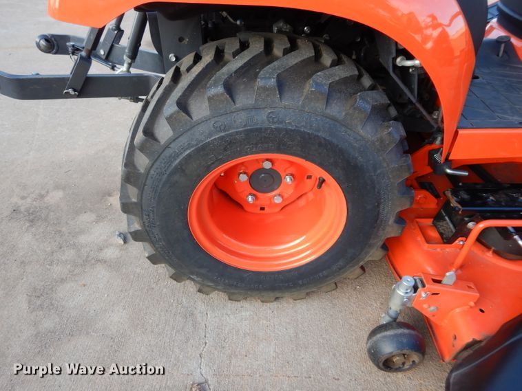 image for item GF9924 2018 Kubota BX2380 tractor