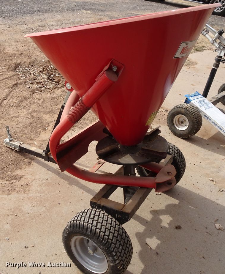 image for item GI9762 Lawn equipment