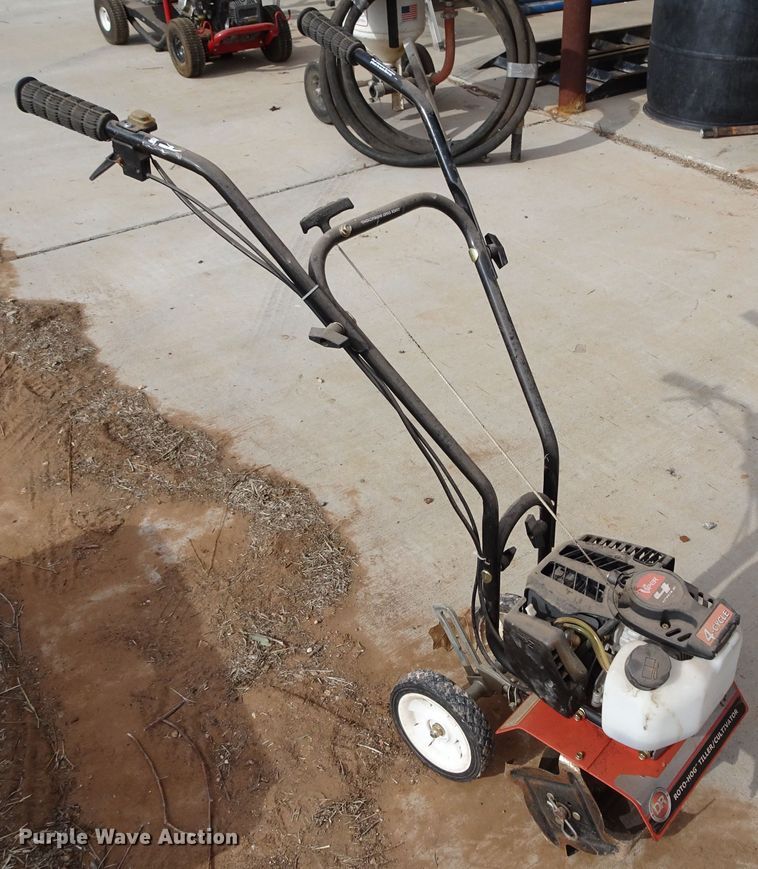 image for item GI9762 Lawn equipment