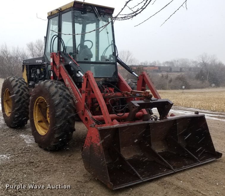 image for item GJ9162 Versatile 276 4WD tractor