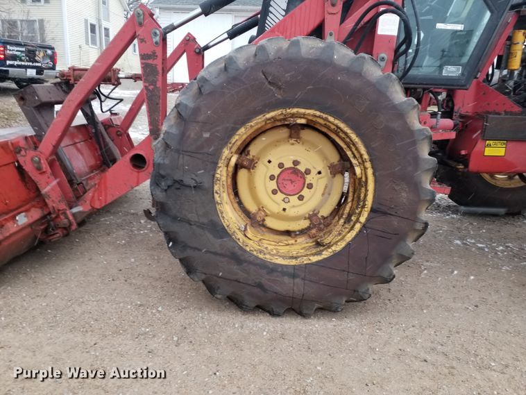 image for item GJ9162 Versatile 276 4WD tractor