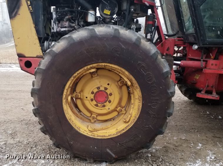 image for item GJ9162 Versatile 276 4WD tractor