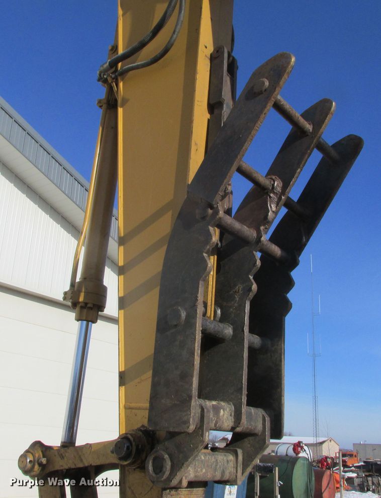 image for item DA8341 2004 Caterpillar 315C L excavator