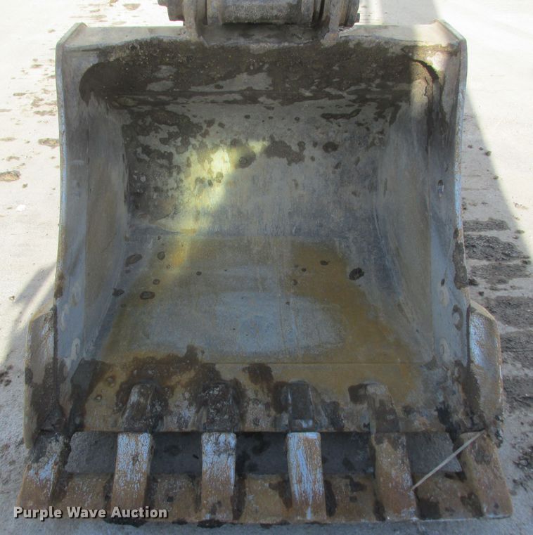 image for item DA8341 2004 Caterpillar 315C L excavator