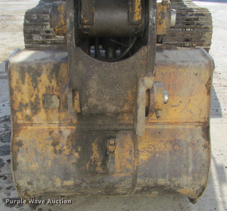 image for item DA8341 2004 Caterpillar 315C L excavator