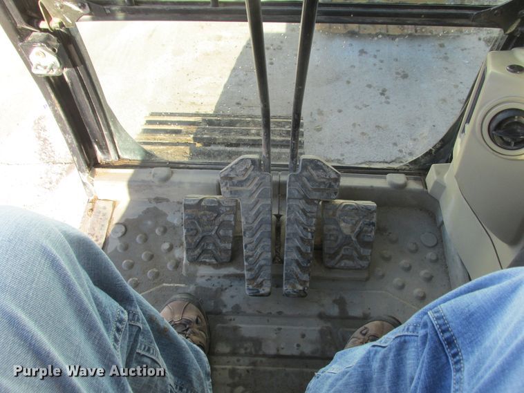 image for item DA8341 2004 Caterpillar 315C L excavator