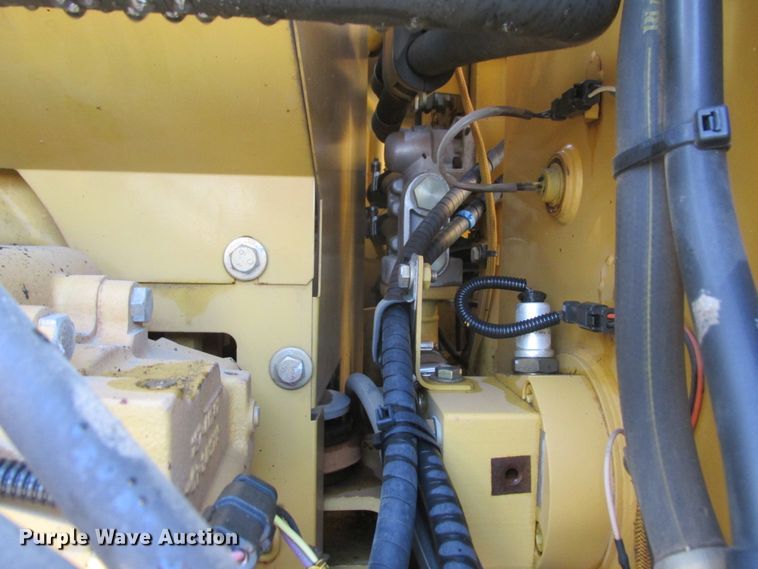 image for item DA8341 2004 Caterpillar 315C L excavator