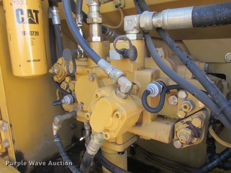 image for item DA8341 2004 Caterpillar 315C L excavator