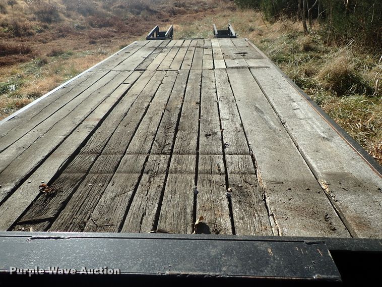 image for item DB7535 1992 CZ Engineering 27MXUT equipment trailer