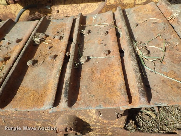 image for item DB7538 1986 Caterpillar D5H dozer