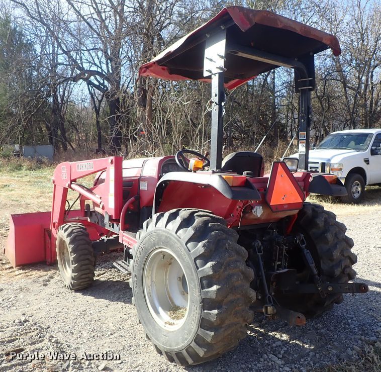 image for item DB7539 2006 Mahindra 3510 MFWD tractor