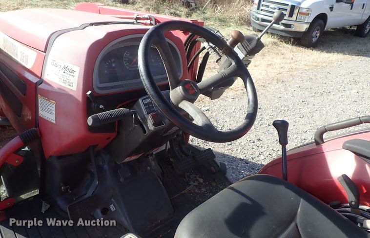 image for item DB7539 2006 Mahindra 3510 MFWD tractor