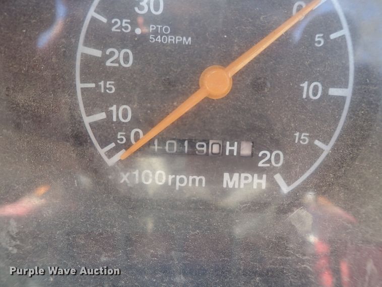 image for item DB7539 2006 Mahindra 3510 MFWD tractor