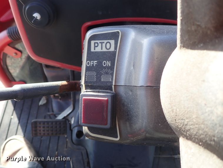 image for item DB7539 2006 Mahindra 3510 MFWD tractor