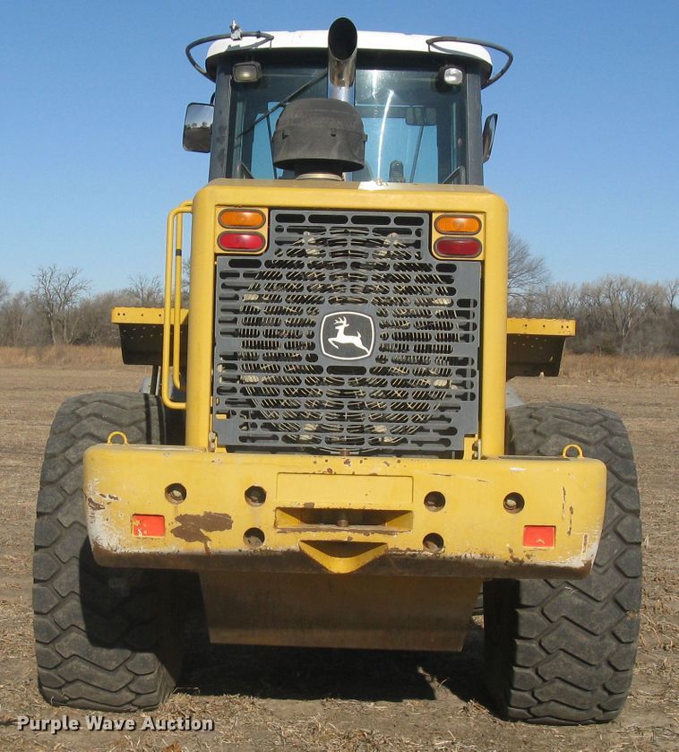 image for item DC1419 2004 John Deere 644J wheel loader