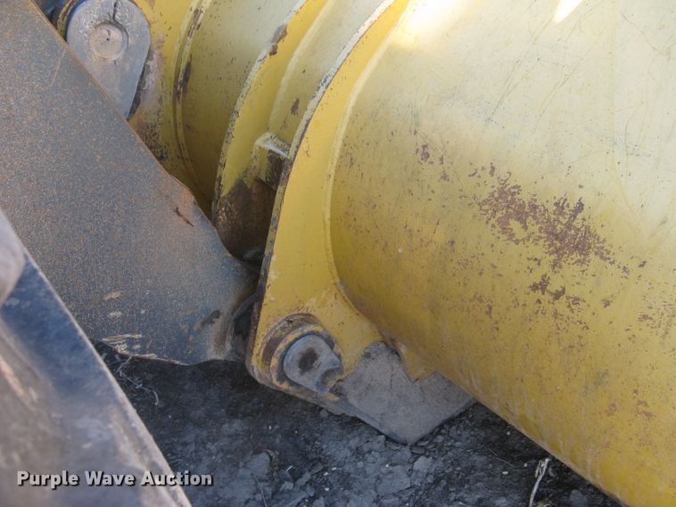 image for item DC1419 2004 John Deere 644J wheel loader