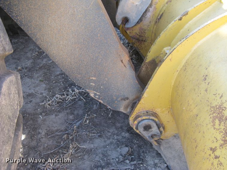 image for item DC1419 2004 John Deere 644J wheel loader