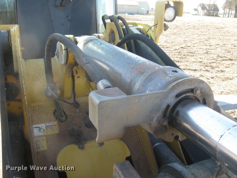 image for item DC1419 2004 John Deere 644J wheel loader