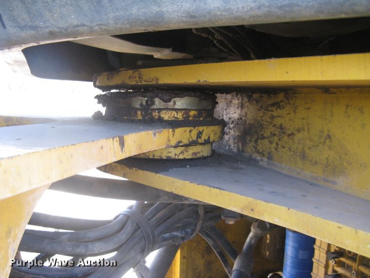 image for item DC1419 2004 John Deere 644J wheel loader