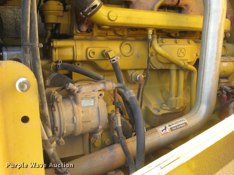 image for item DC1419 2004 John Deere 644J wheel loader