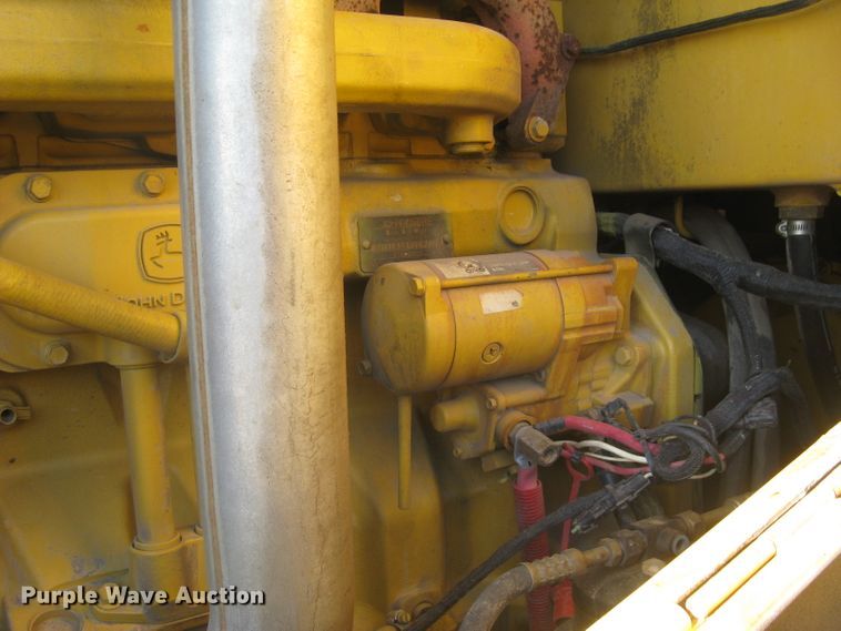 image for item DC1419 2004 John Deere 644J wheel loader