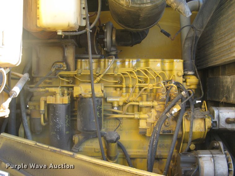 image for item DC1419 2004 John Deere 644J wheel loader