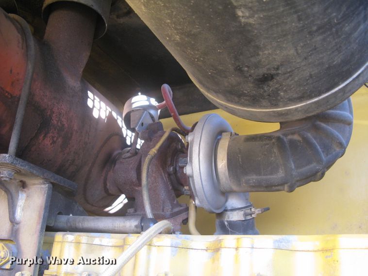 image for item DC1419 2004 John Deere 644J wheel loader