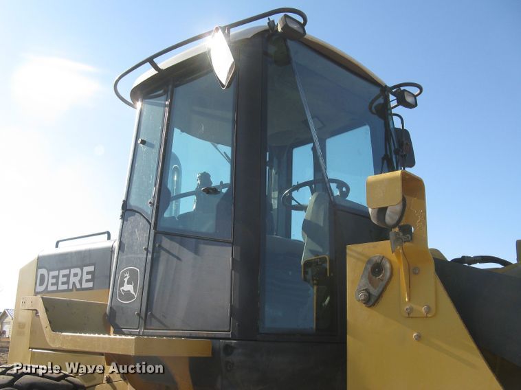 image for item DC1419 2004 John Deere 644J wheel loader