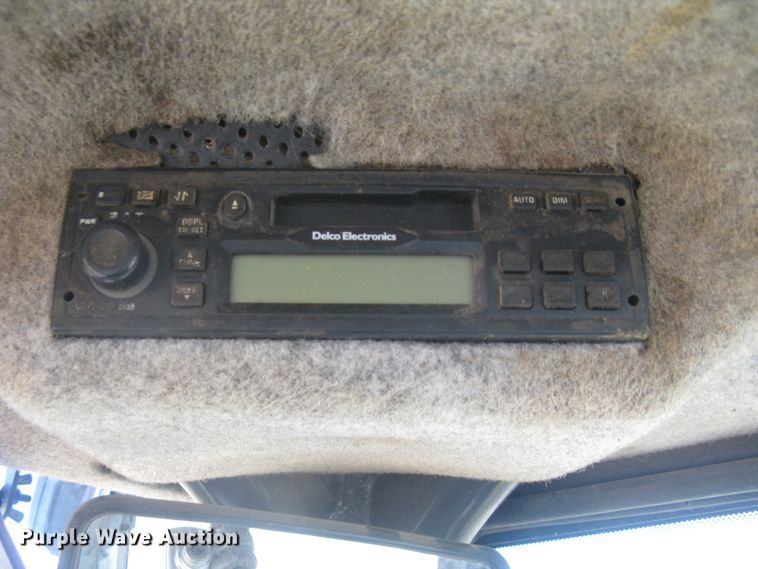 image for item DC1419 2004 John Deere 644J wheel loader