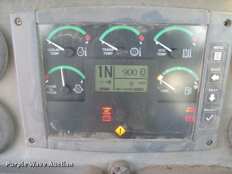 image for item DC1419 2004 John Deere 644J wheel loader