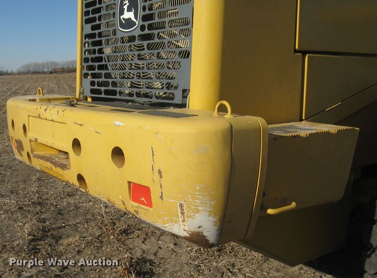 image for item DC1419 2004 John Deere 644J wheel loader