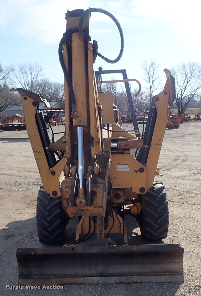 image for item DC3393 Case 460 trencher