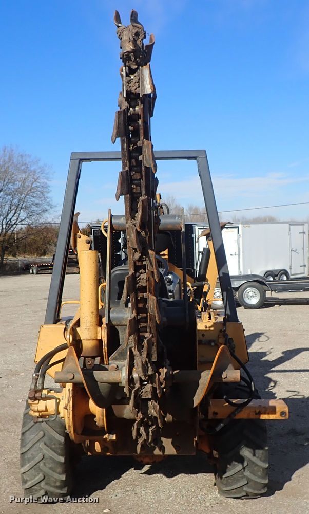 image for item DC3393 Case 460 trencher