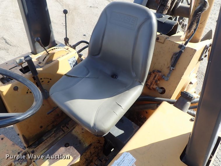 image for item DC3393 Case 460 trencher