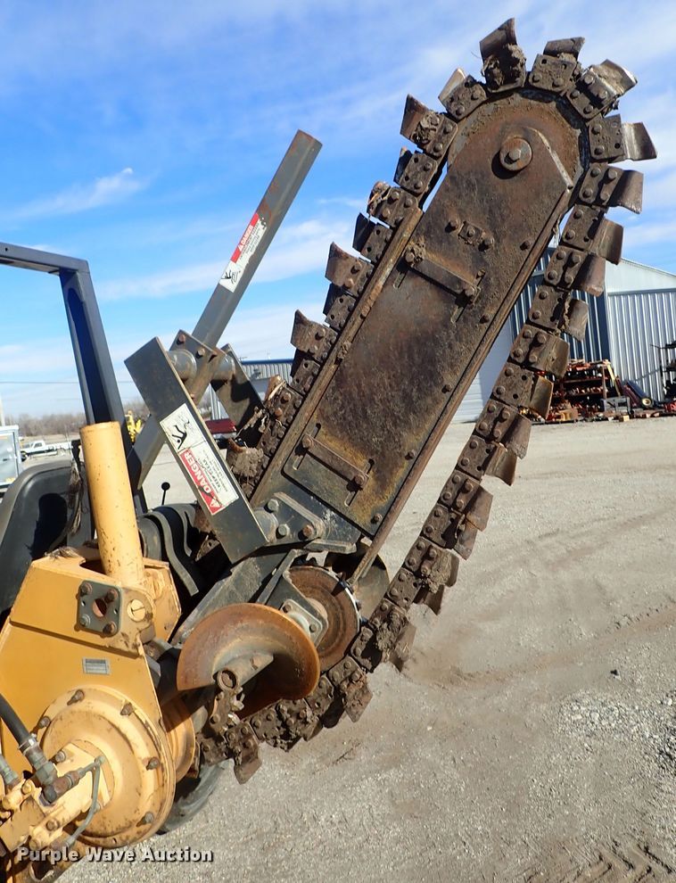 image for item DC3393 Case 460 trencher