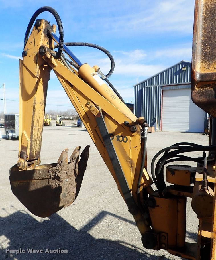 image for item DC3393 Case 460 trencher