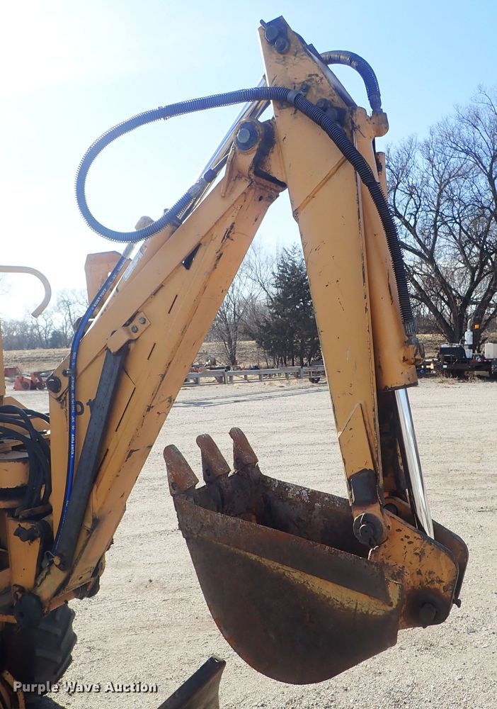 image for item DC3393 Case 460 trencher