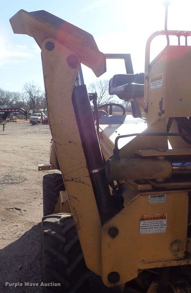 image for item DC3393 Case 460 trencher