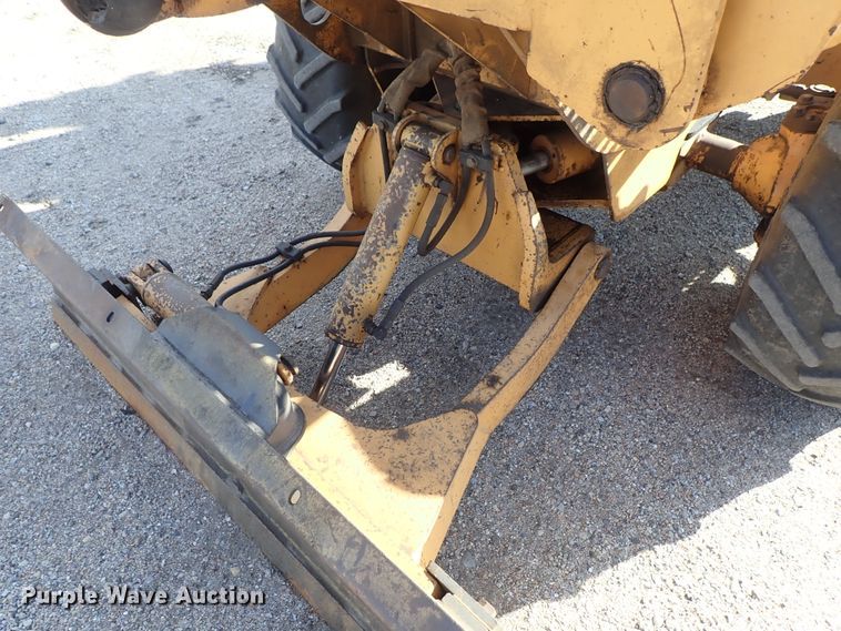 image for item DC3393 Case 460 trencher